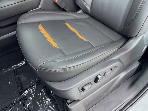 New 2026 GMC Sierra 1500 AT4 image 19