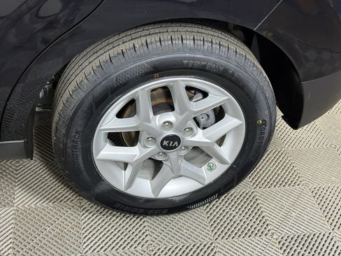 Used 2020 Kia Soul S image 11