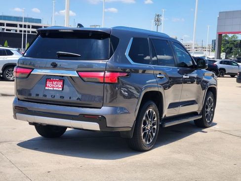 Used 2024 Toyota Sequoia Limited w/ Tow Technology Package AWD/4WD image 7
