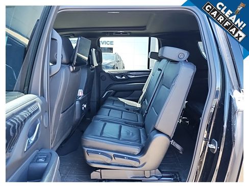 Used 2023 GMC Yukon XL Denali AWD/4WD image 27