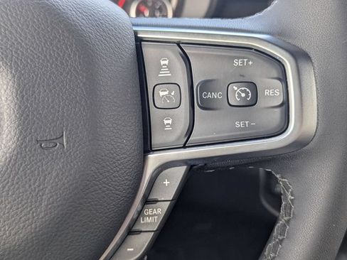 Used 2025 RAM 1500 Big Horn AWD/4WD image 13