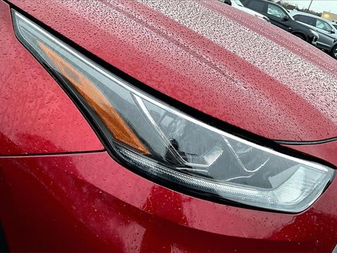 Used 2022 Toyota Highlander Platinum image 30