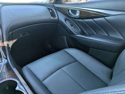 Used 2018 INFINITI Q50 Luxe w/ Cargo Package (L95) image 14