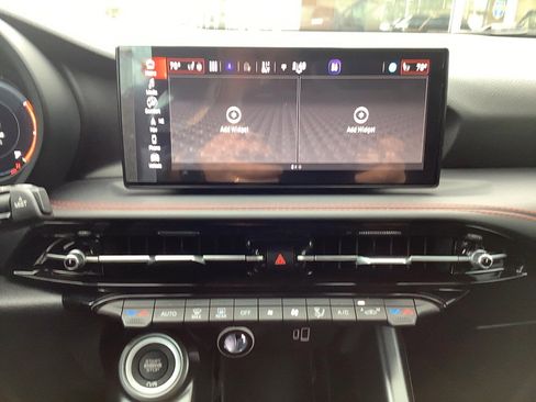 Used 2023 Dodge Hornet GT Plus w/ Tech Pack Plus w/o Parking image 13