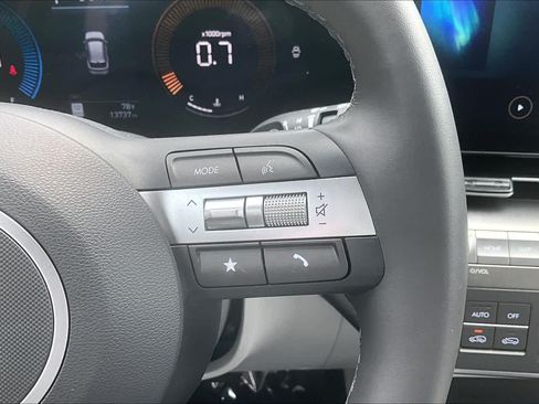 Used 2026 Hyundai Kona SEL Sport FWD image 25