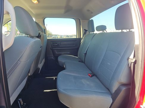 Used 2018 RAM 2500 Tradesman image 18