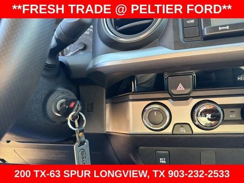 Used 2017 Toyota Tacoma SR5 w/ Tow Package image 20