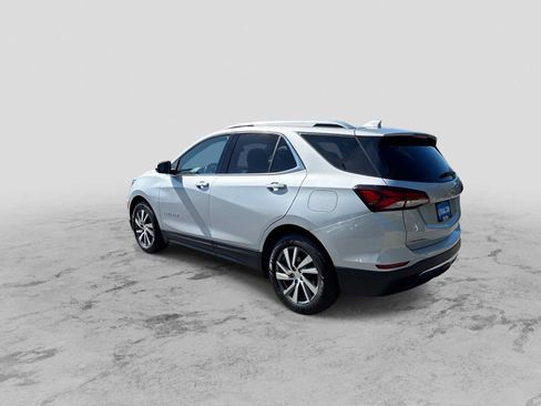 Used 2022 Chevrolet Equinox Premier AWD/4WD image 6