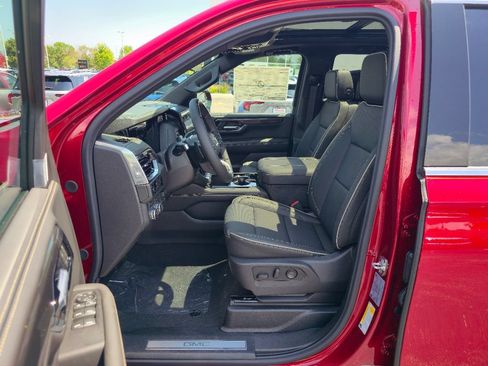 New 2026 GMC Yukon Elevation w/ Elevation Premium Package AWD/4WD image 22