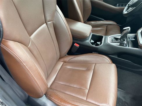 Used 2020 Subaru Outback Touring XT AWD/4WD image 18