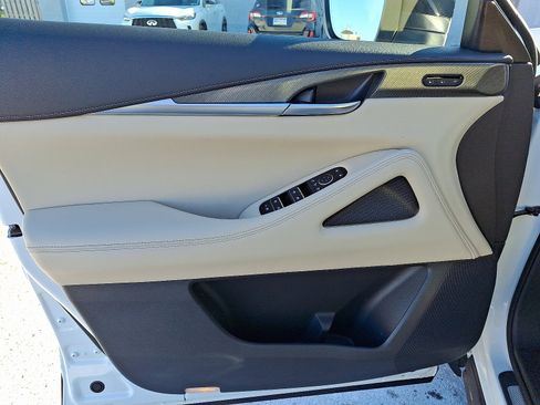 Certified 2023 INFINITI QX60 Luxe image 13