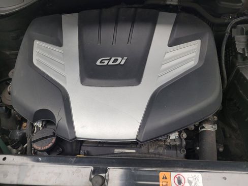 Used 2018 Hyundai Santa Fe SE w/ Cargo Package image 30