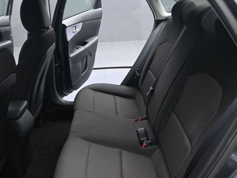 Used 2024 Kia Forte LXS w/ LXS Technology Package image 14