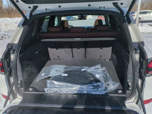 New 2026 BMW X5 xDrive40i w/ M Sport Package image 24