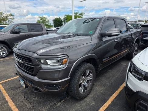 Used 2019 RAM 1500 Laramie AWD/4WD image 2