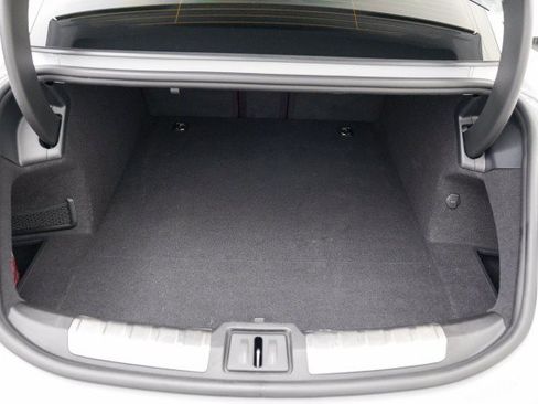 Used 2022 Porsche Taycan Turbo S image 26