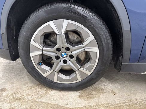 Used 2023 BMW X1 xDrive28i w/ Premium Package image 9