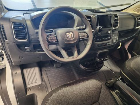 New 2024 RAM ProMaster 2500 w/ Quick Order Package 22G SLT image 2