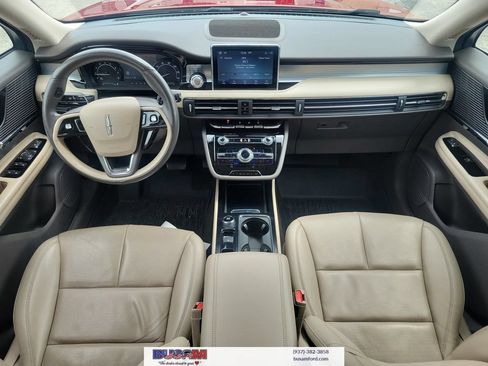 Used 2022 Lincoln Corsair AWD w/ Premium Package image 8