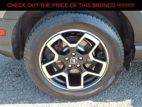 Used 2021 Ford Bronco Sport Big Bend w/ Big Bend Package AWD/4WD image 8