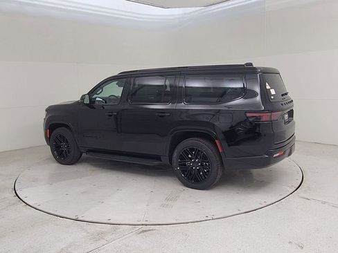 New 2025 Jeep Wagoneer Series II w/ Premium Group I image 10