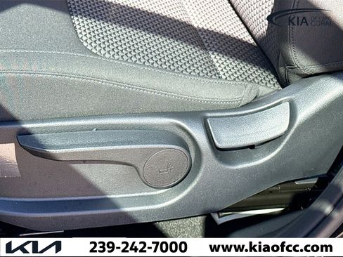 New 2026 Kia Sportage LX image 23