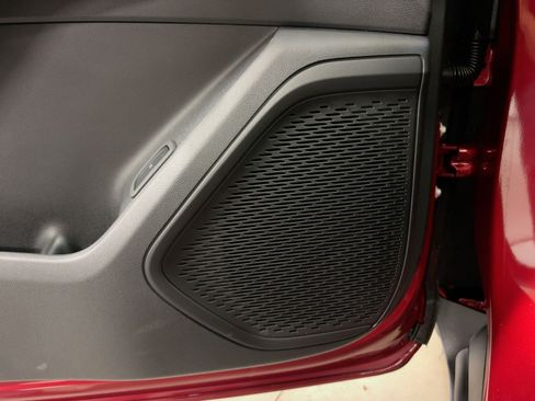 New 2026 Chevrolet Traverse LT w/ Sun and Wheel Package image 21