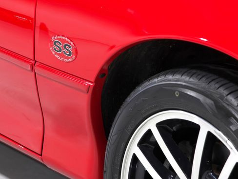 Used 2002 Chevrolet Camaro Z28 w/ SS Performance/Appearance Pkg image 58