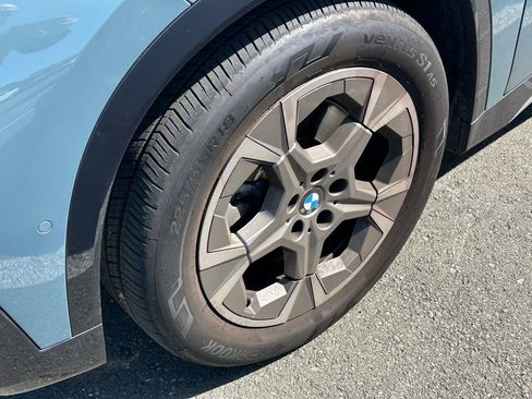 Used 2023 BMW X1 xDrive28i w/ Premium Package image 3