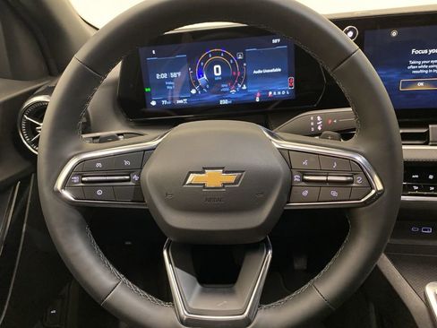 New 2026 Chevrolet Equinox LT w/ Convenience Package II AWD/4WD image 22