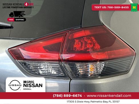 Used 2019 Nissan Rogue SL w/ Premium Package image 30