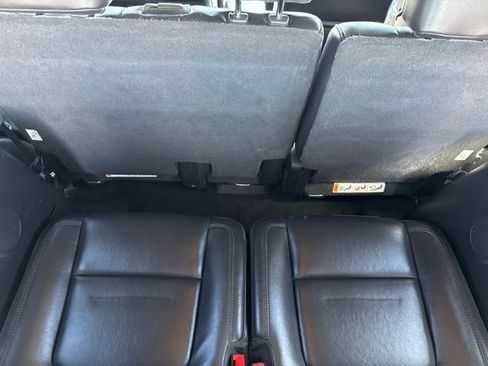 Used 2014 Ford Explorer XLT w/ Equipment Group 202A AWD/4WD image 22
