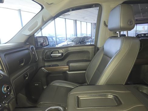 Used 2019 Chevrolet Silverado 1500 LT Trail Boss AWD/4WD image 20