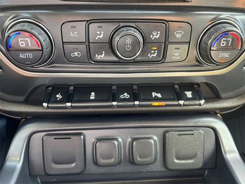 Used 2015 Chevrolet Silverado 3500 LTZ image 26