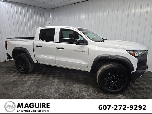 Used 2026 Chevrolet Colorado Trail Boss AWD/4WD image 1