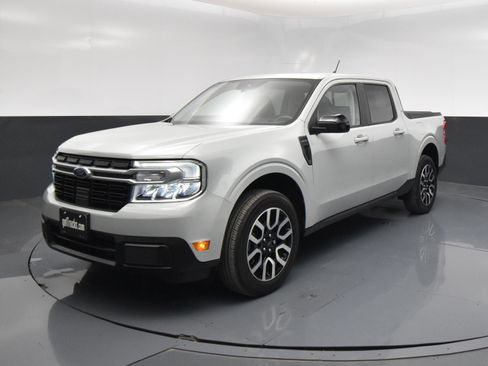 Used 2024 Ford Maverick Lariat image 2