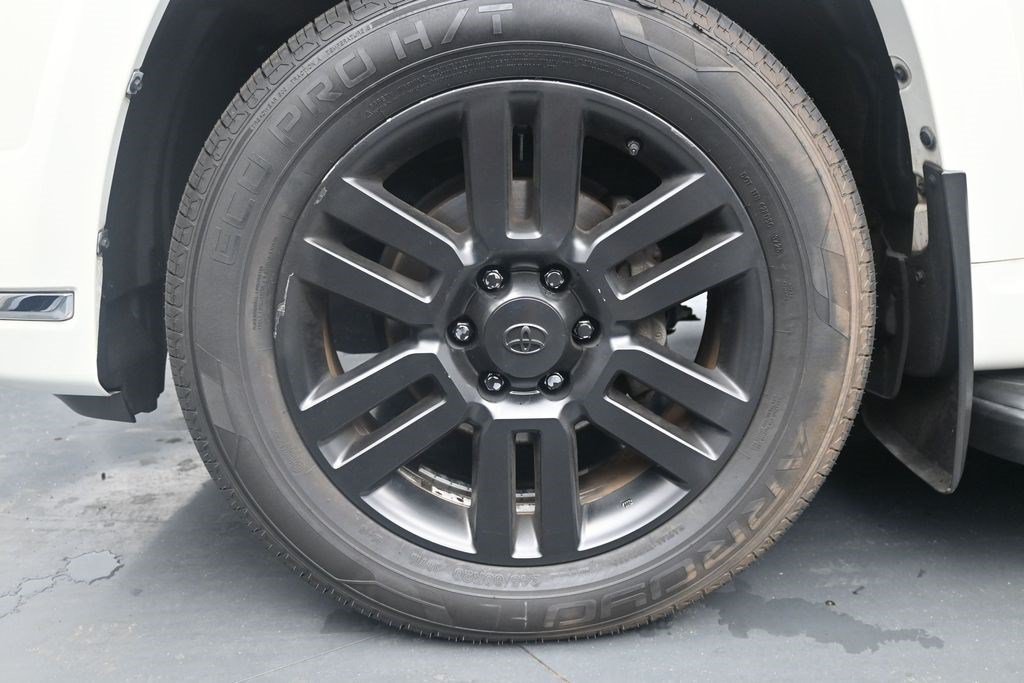Used 2021 Toyota 4Runner Limited RWD image 10