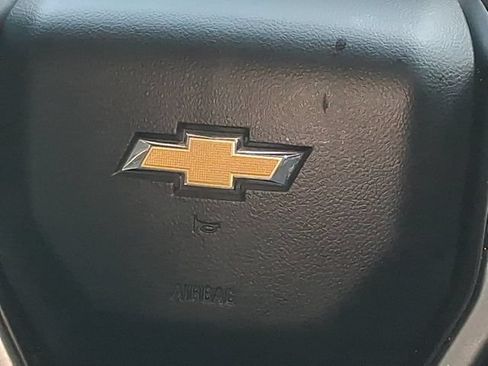 Used 2021 Chevrolet Silverado 1500 LT AWD/4WD image 9