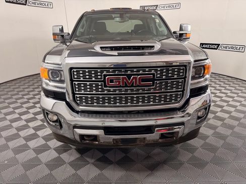 Used 2019 GMC Sierra 3500 SLT AWD/4WD image 9