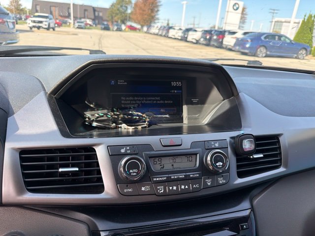 Used 2015 Honda Odyssey Touring Elite image 14