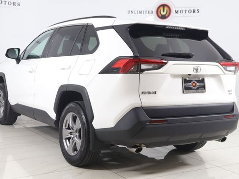 Used 2024 Toyota RAV4 XLE w/ Convenience Package AWD/4WD image 4