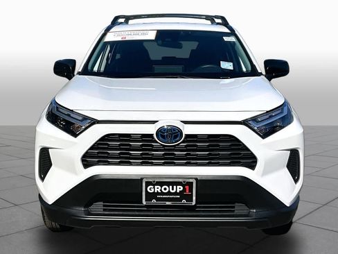 Certified 2024 Toyota RAV4 LE AWD/4WD image 4