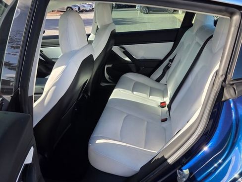 Used 2019 Tesla Model 3 Long Range image 10