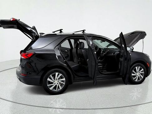 Used 2024 Chevrolet Equinox Premier AWD/4WD image 13