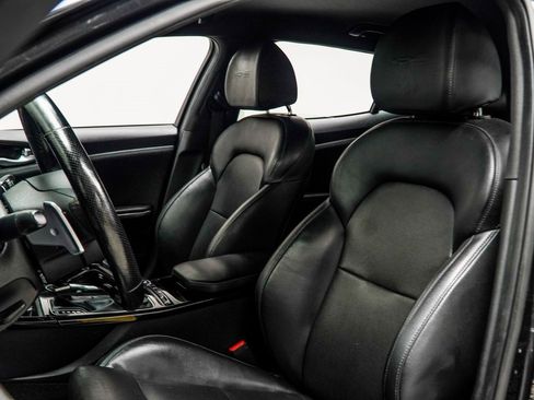 Used 2020 Kia Stinger GT-Line image 35
