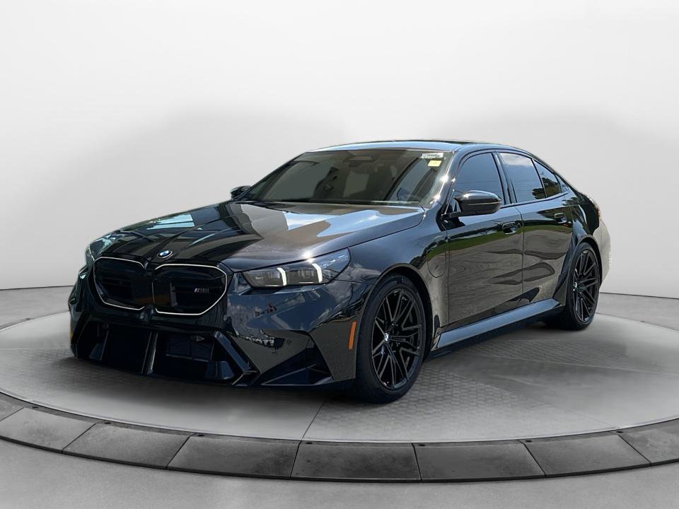 Used 2026 BMW M5 w/ Executive Package AWD/4WD image 3