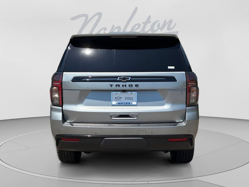 Used 2024 Chevrolet Tahoe Z71 w/ Luxury Package AWD/4WD image 7