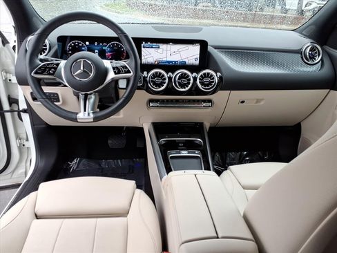 Certified 2025 Mercedes-Benz GLA 250 4MATIC image 13