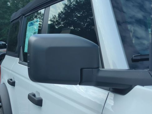 New 2025 Ford Bronco 4-Door image 10