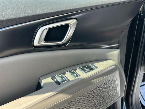 New 2026 Kia Carnival image 17